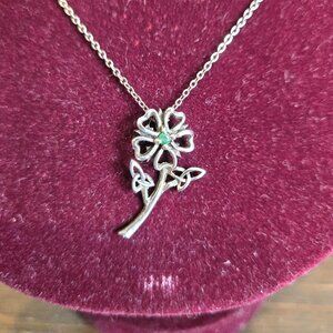 Franklin Mint Celtic Rose Flower Pendant FM83 Sterling Silver with Tiny Emerald